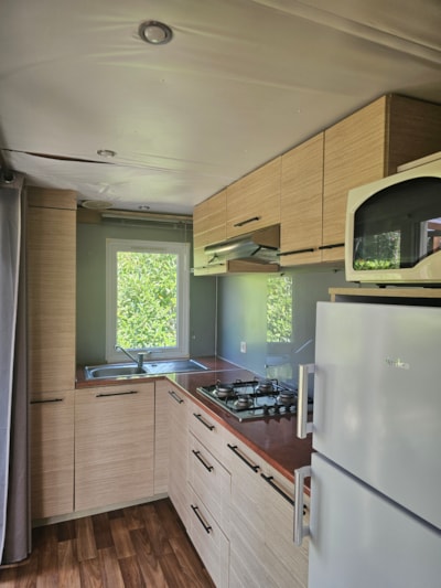 Essential mobile home with view of the lake - 2 bedrooms