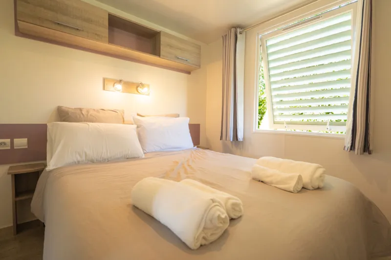 Mobil Home Premium Face À L'étang
