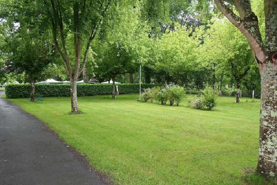 Camping Le Plein Air Neuvicois