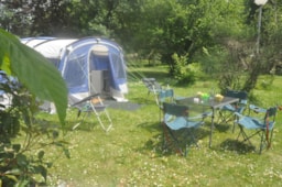Location - Tente Équipée 3 Chambres, 4 Personnes - Camping Le Plein Air Neuvicois