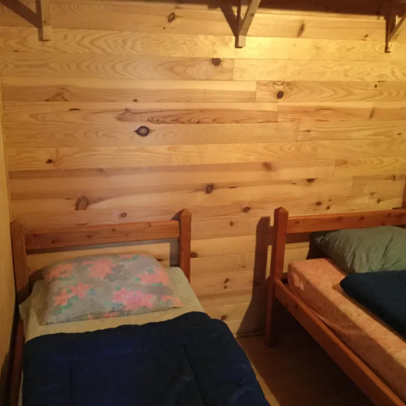 Chalet Nature – Simplicité Et Vue Sur L’Étang 2/4 Pers - 2 Chambres - Sans Sanitaires