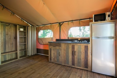 Premium Lodge Tent