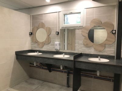 Comfort Package (1 Pitch / 1 car / electricity 10A)