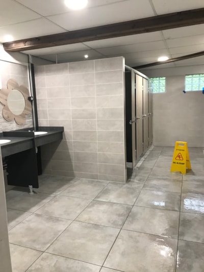 Comfort Package (1 Pitch / 1 car / electricity 10A)