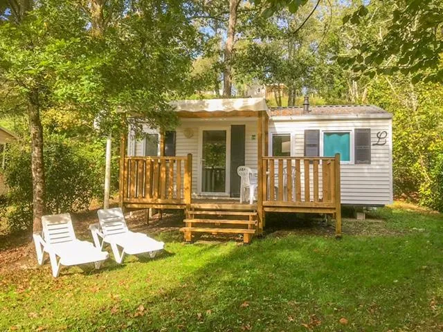 Mobil-Home 4/6 Places Confort · 2 Chambres Tv · Terrasse Bois Semi-Couverte · 28M²