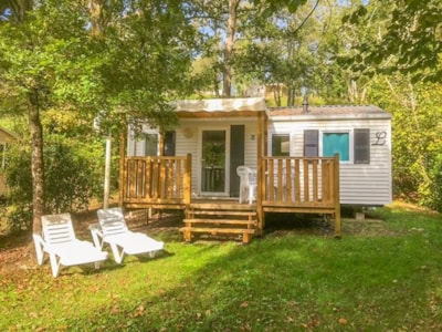 Comfort Mobile Home - 2 bedrooms - TV - Semi-covered wooden deck - 28m² — 2