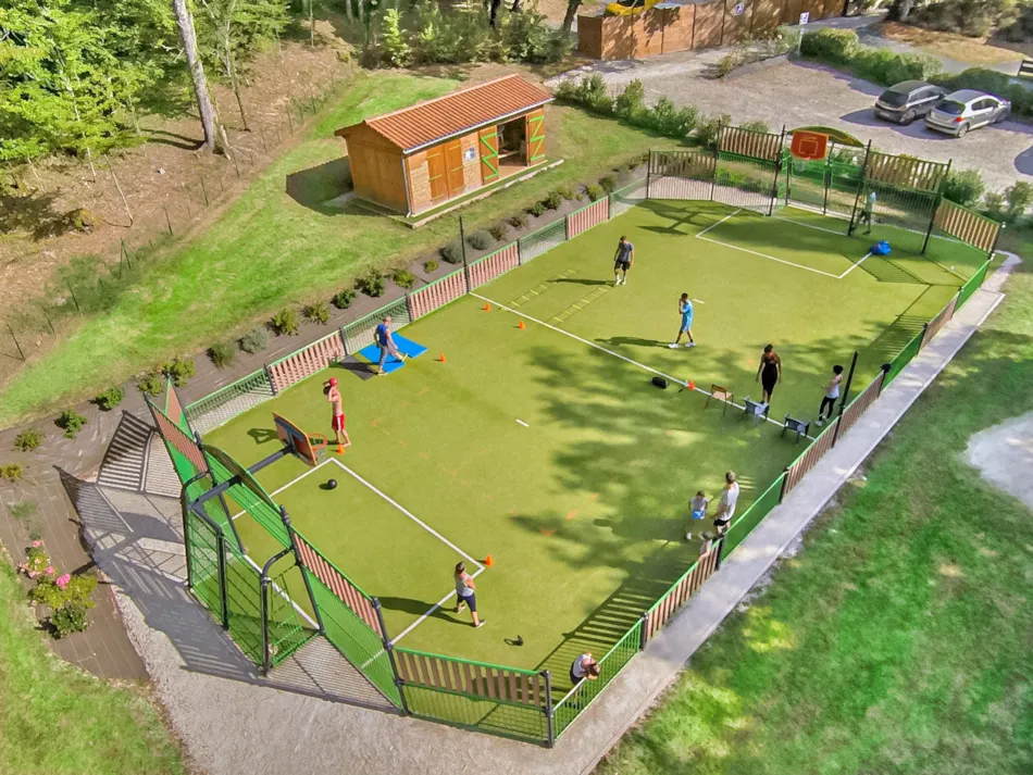 Camping APV La Pélonie