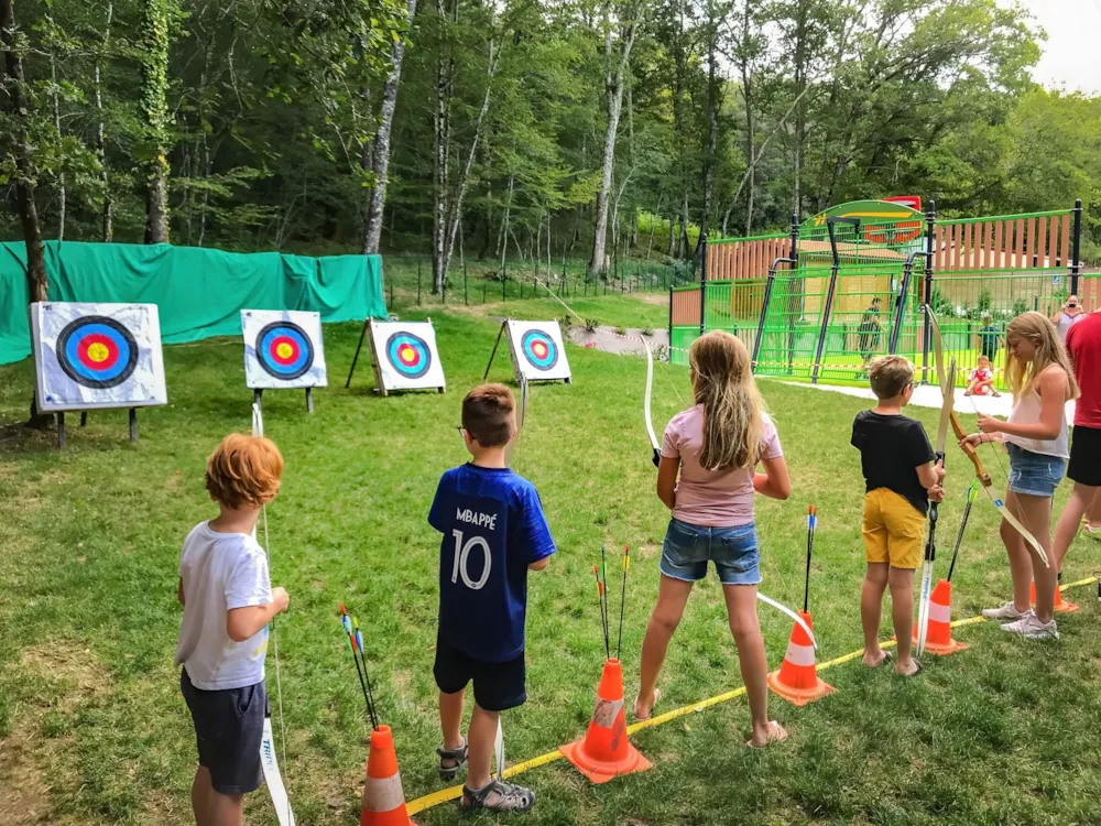 Camping APV La Pélonie