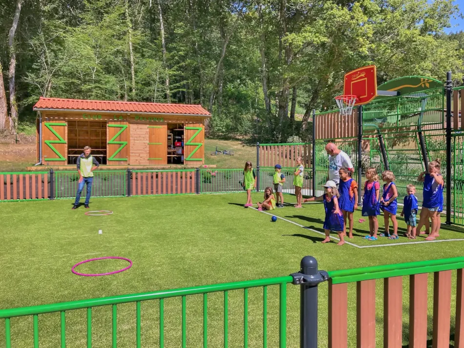 Camping APV La Pélonie