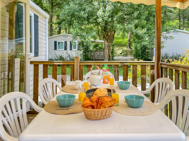 Mobil-Home 6/8 Places Confort · 3 Chambres Tv · Terrasse Bois Semi-Couverte · 34M²