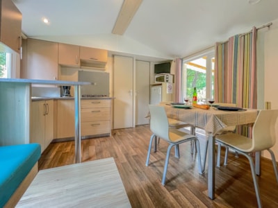 Comfort Mobile Home - 3 bedrooms - TV - Semi-covered wooden terrace - 34m² — 5