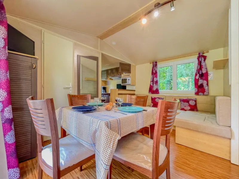 Mobil-Home 4 Places Confort · 2 Chambres Tv · Terrasse Bois Semi-Couverte · 29M²