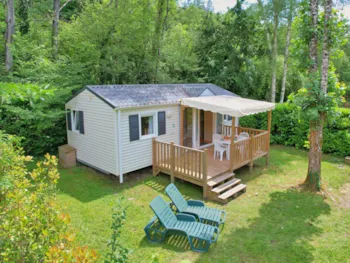 Accommodation - Comfort 4-Seater Mobile Home · 2 Tv Bedrooms · Semi-Covered Wooden Terrace · 29M² - Camping APV La Pélonie