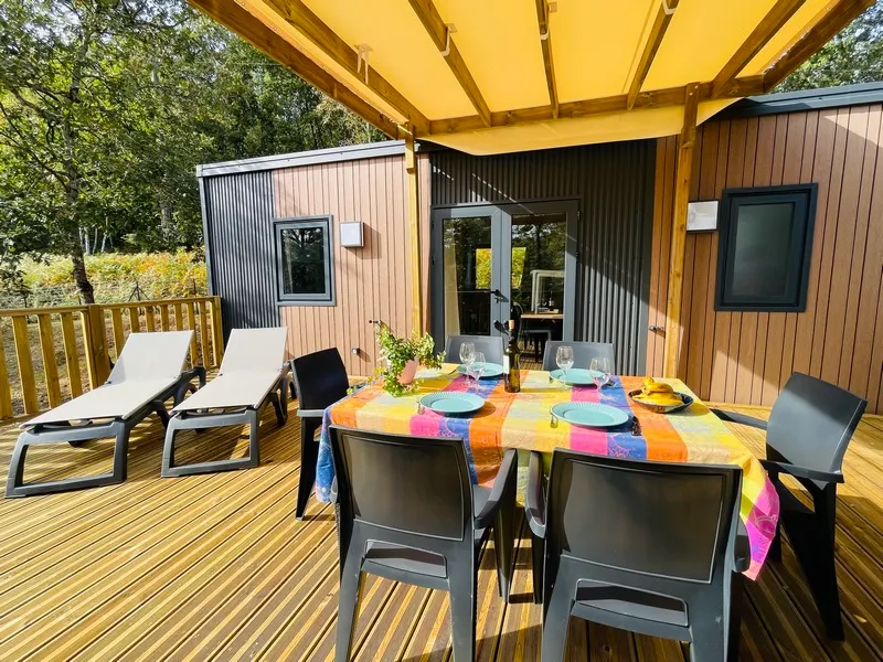 Cottage 4 Places Premium · 2 Chambres, 2 Sde, 2 Wc, Clim, Lave-Vaisselle, Tv, Terrasse Xl · 32M²