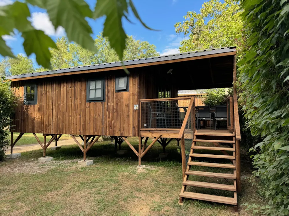 Mietunterkunft - Premium Hütte - 42 M² - 2 Schlafzimmer 5/7 Pers. - Camping Le Périgord