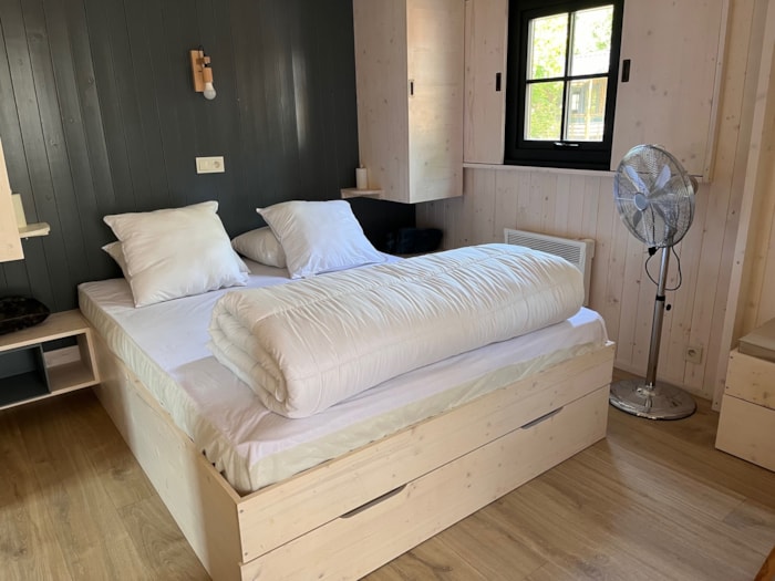 Cabane De Charme Avec Jacuzzi - 18 M² - 1 Chambre 2 Pers