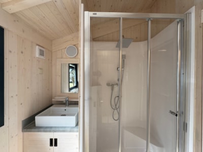 Cabane Premium 28m² - 1 bedroom (king size bed) + Jacuzzi -
