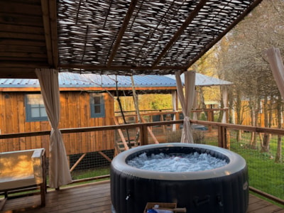 Cabane Premium 28m² - 1 bedroom (king size bed) + Jacuzzi -