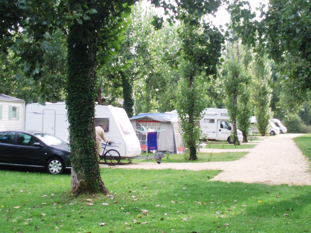 Pitch - Package Motor Home - Camping Le Pontillou