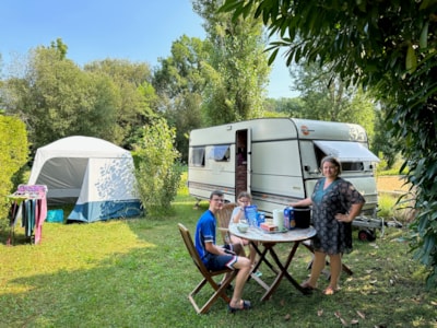 UNUSUAL: Vintage Caravan + Gazebo