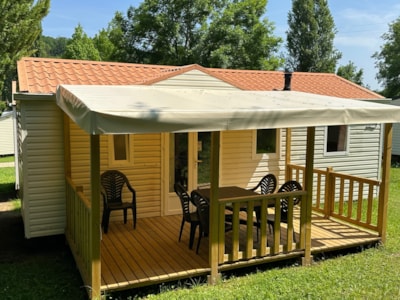 LOUISIANE Mobile Home: 2 bedrooms - Covered terrace - 4 adults + 1 child - Large refrigerator