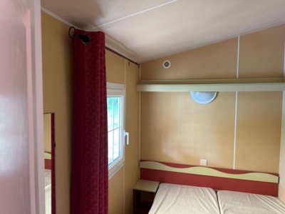 TEXAS Mobile Home: 3 bedrooms - TV - Large refrigerator - Covered terrace
