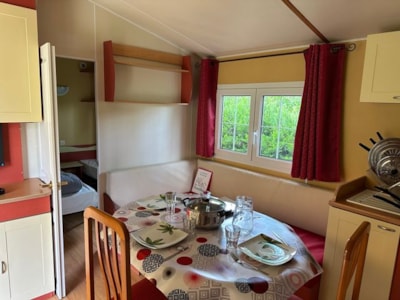 TEXAS Mobile Home: 3 bedrooms - TV - Large refrigerator - Covered terrace