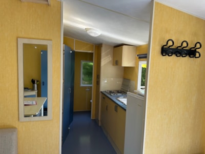 BLUE-BIRD Mobile Home: 2 bedrooms - 2 adults + 3 children - Large refrigerator - Terrace