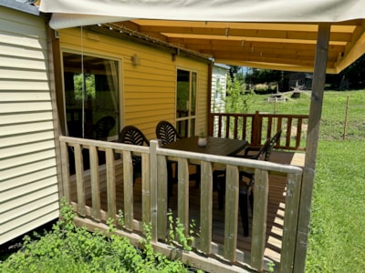SUNROLLER Mobile Home: 2 Bedrooms - Covered Terrace