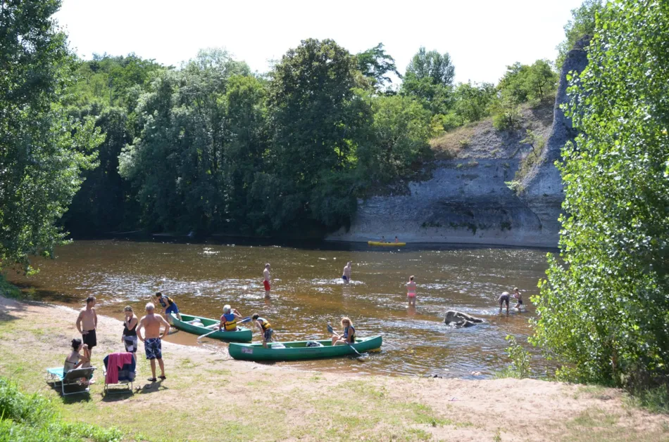 CAMPING Paradis Le Rocher DE LA Granelle