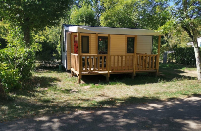 **** Mobilhome Bikini 2 chambres avec terrasse 2020 (pet forbidden)