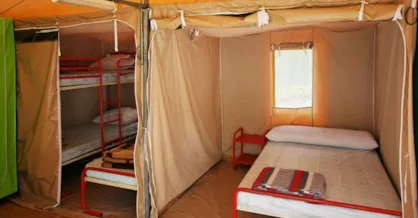 Xxx Tente Pagan Avec Sanitaires - 2 Chambres - Arrivée Le Dimanche