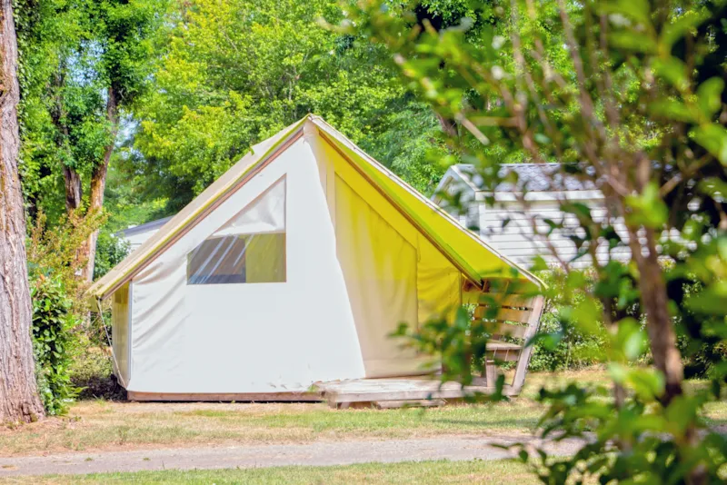 Xxxx Tente Junior Avec Sanitaires 2 Chambres + Terrasse Arrivée Samedi/Mercredi