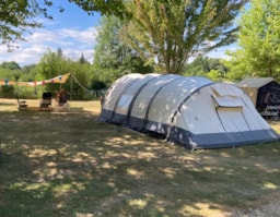 Stellplatz - Stellplatz : Auto + Zelt Oder Wohnwagen - Camping Lestaubière