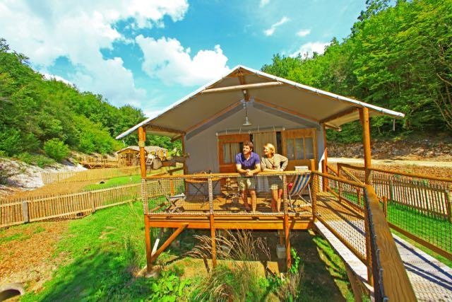 La Palanca (La Passerelle) - sheltered terrace (with private facilities)