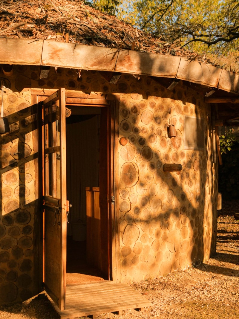 Wooden hut La Machòta
