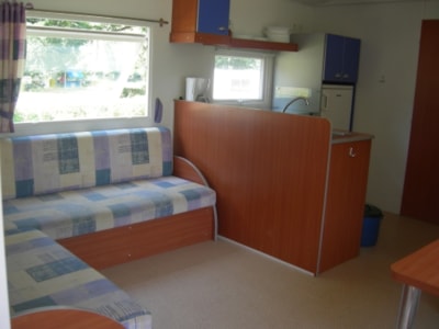 Mobile home — 2