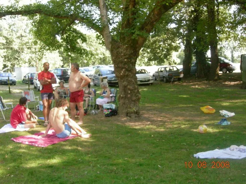 CAMPING LE PONT DE VICQ EN PERIGORD