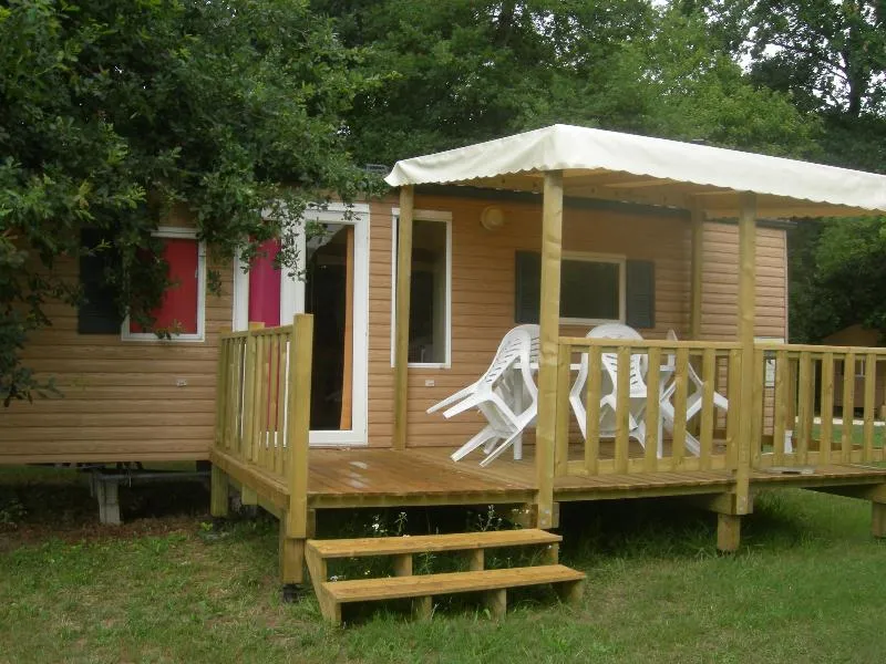 Location - Mobil-Home 1 À 5 Personnes - CAMPING LE PONT DE VICQ 