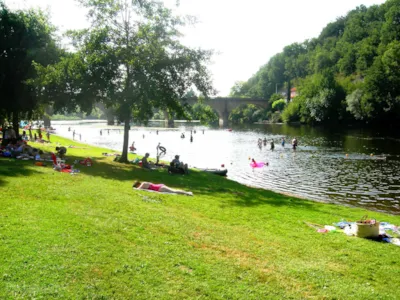 CAMPING LE PONT DE VICQ EN PERIGORD - New