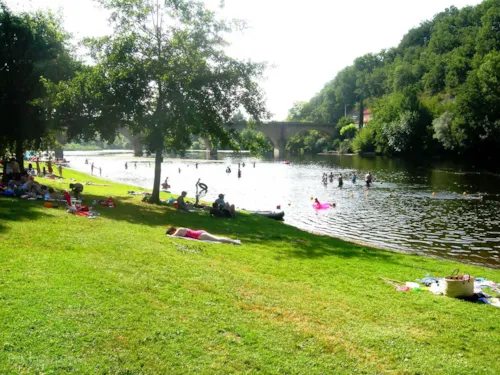 CAMPING LE PONT DE VICQ 