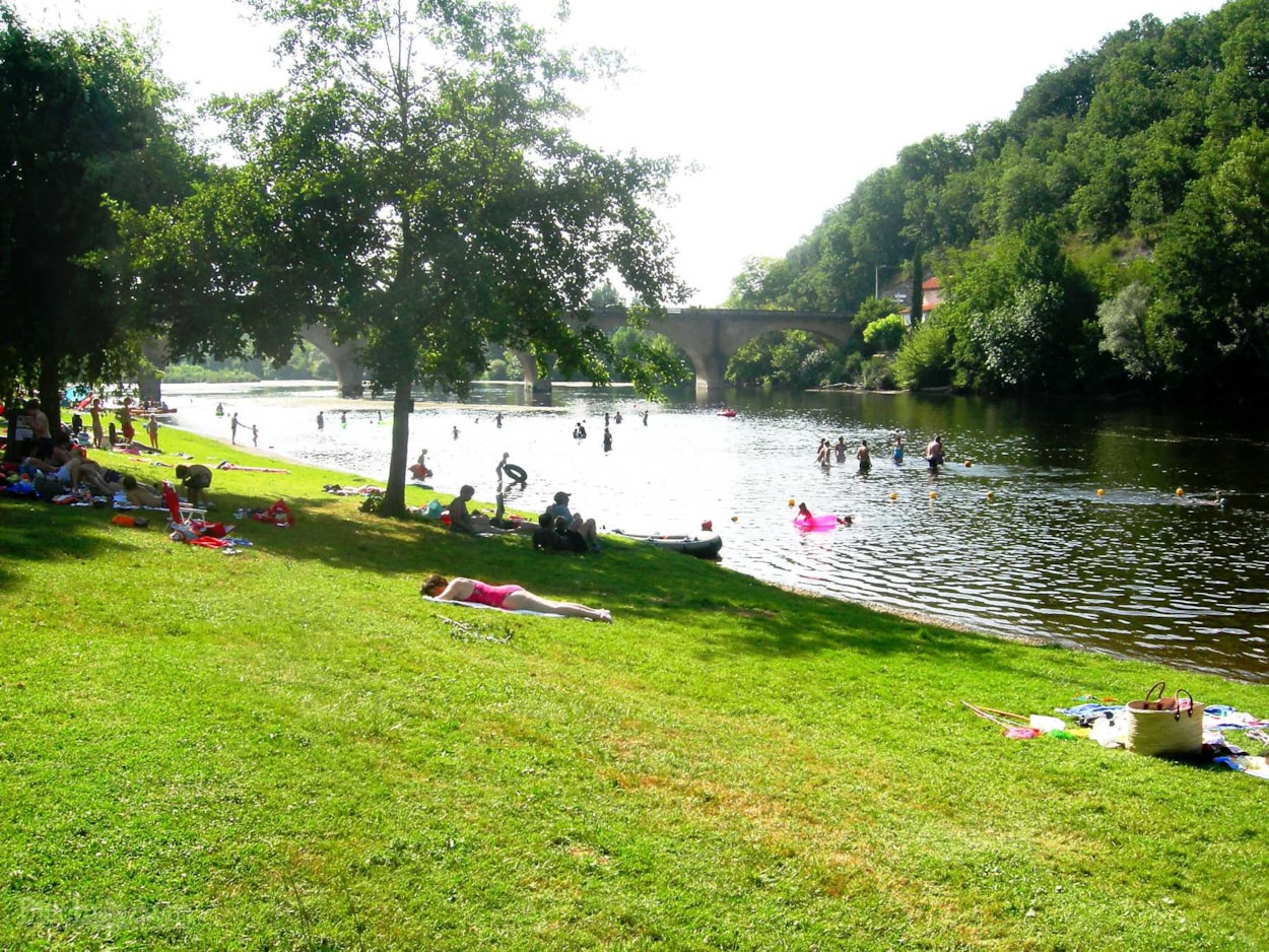 CAMPING DU PONT DE VICQ 