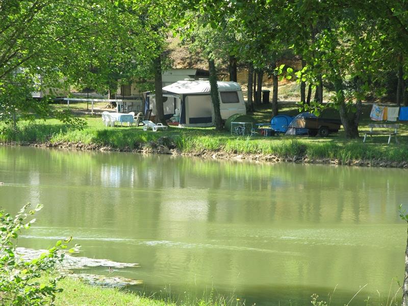 Emplacement - Emplacement - Camping Le Roc de Lavandre