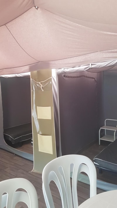 20m² fully equipped canvas bungalow - no sanitary facilities