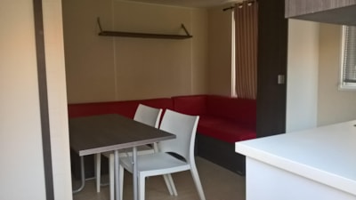 1-bedroom mobile home