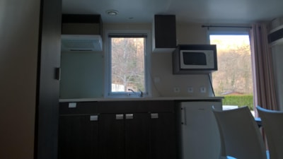 1-bedroom mobile home