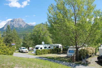 Comfort Pitch XL 120m² (with electricity 10A)