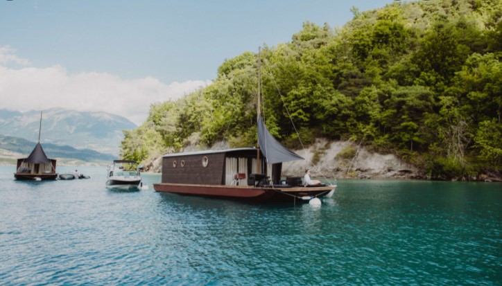Location - Les Toues Cabanées - Camping La Presqu'île