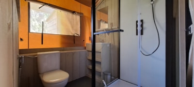 Lodge Tent Prestige Plus - 2 Bedrooms - 1 Bathroom - 35m²