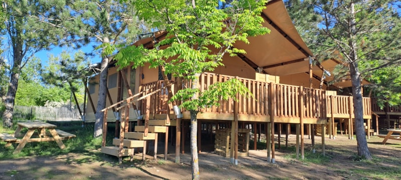 Tente Wood Prestige Plus 5 Personen 2Schlafzimmer 1Badezimmer 38m²